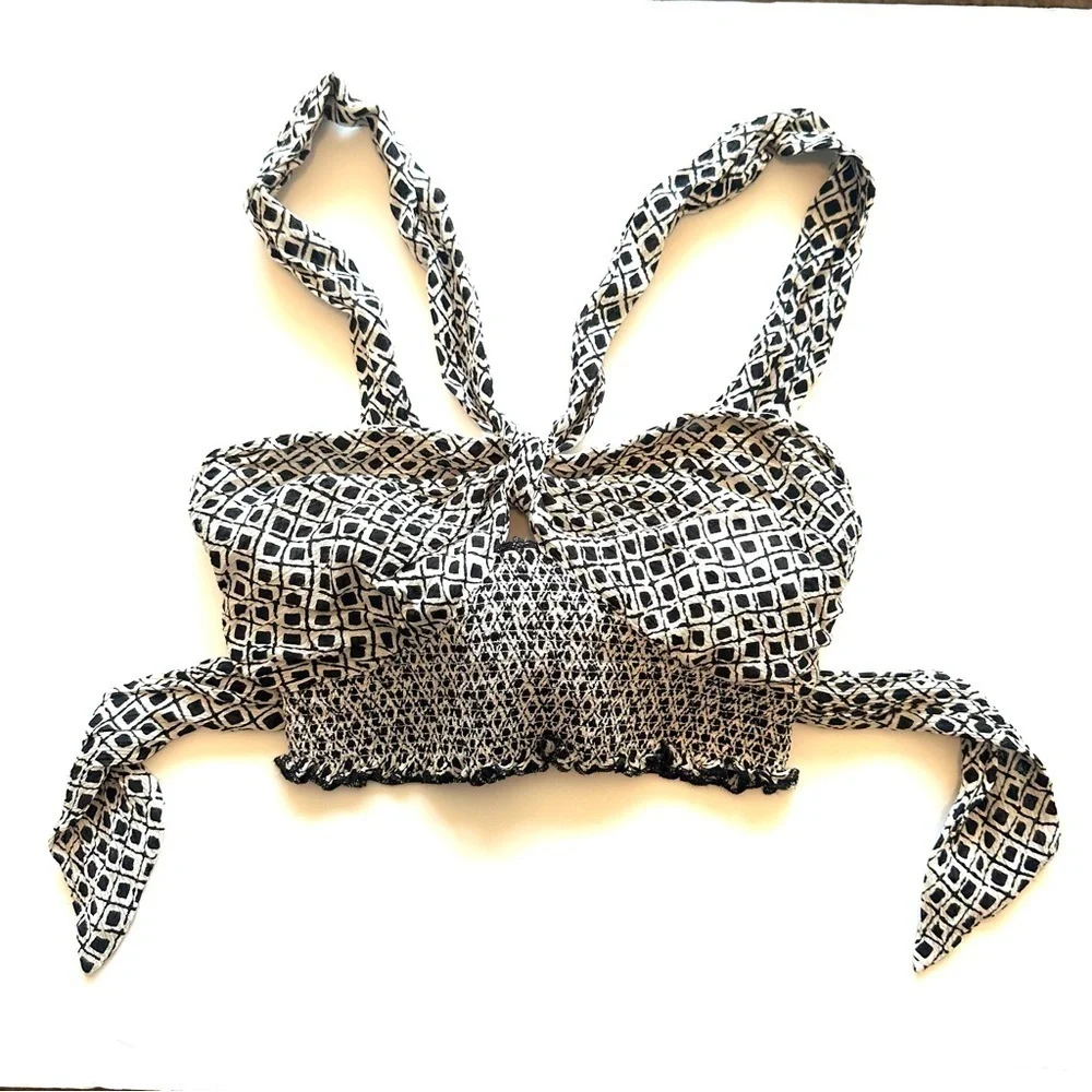 Urban Outfitters Kiara Smocked Tie Back Crop Top Size Medium